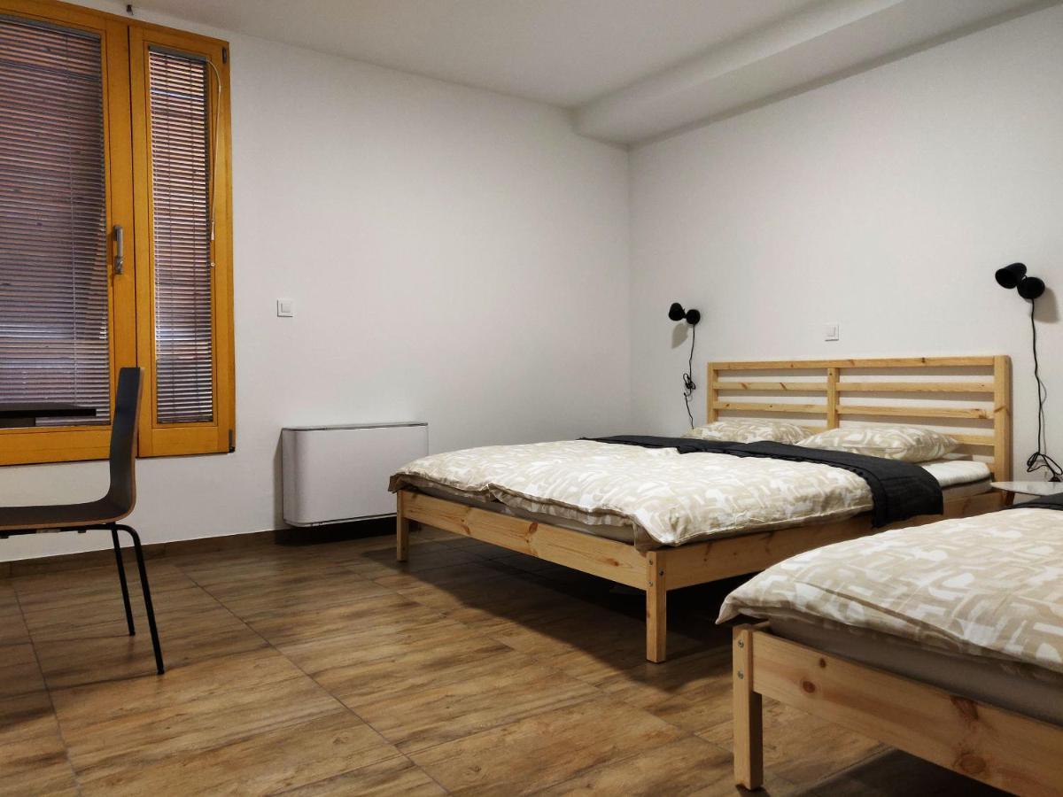 Pubyland Rooms & Apartments Rogatec Экстерьер фото