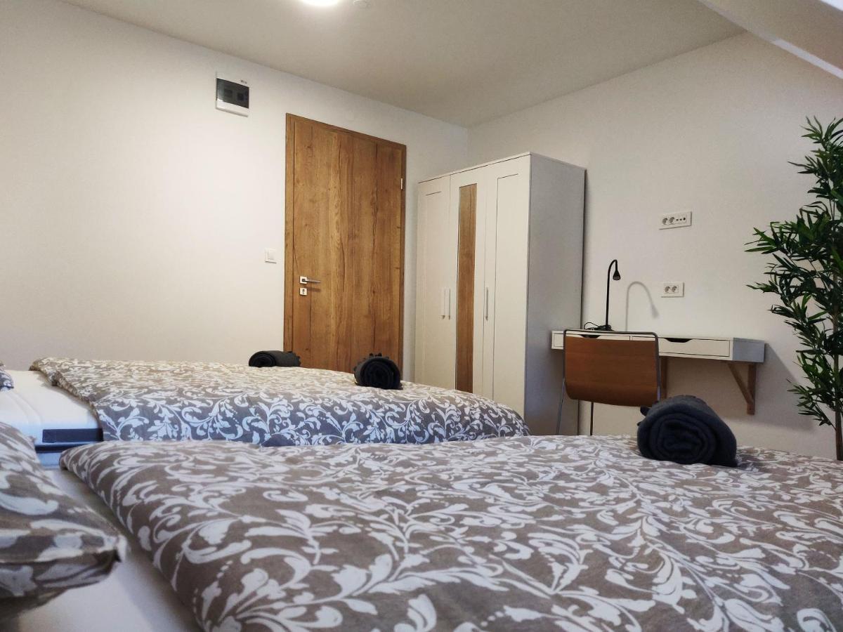 Pubyland Rooms & Apartments Rogatec Экстерьер фото