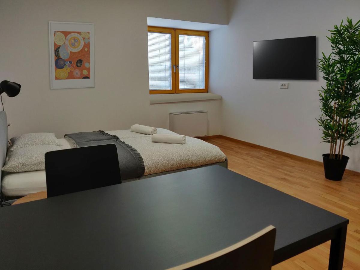 Pubyland Rooms & Apartments Rogatec Экстерьер фото