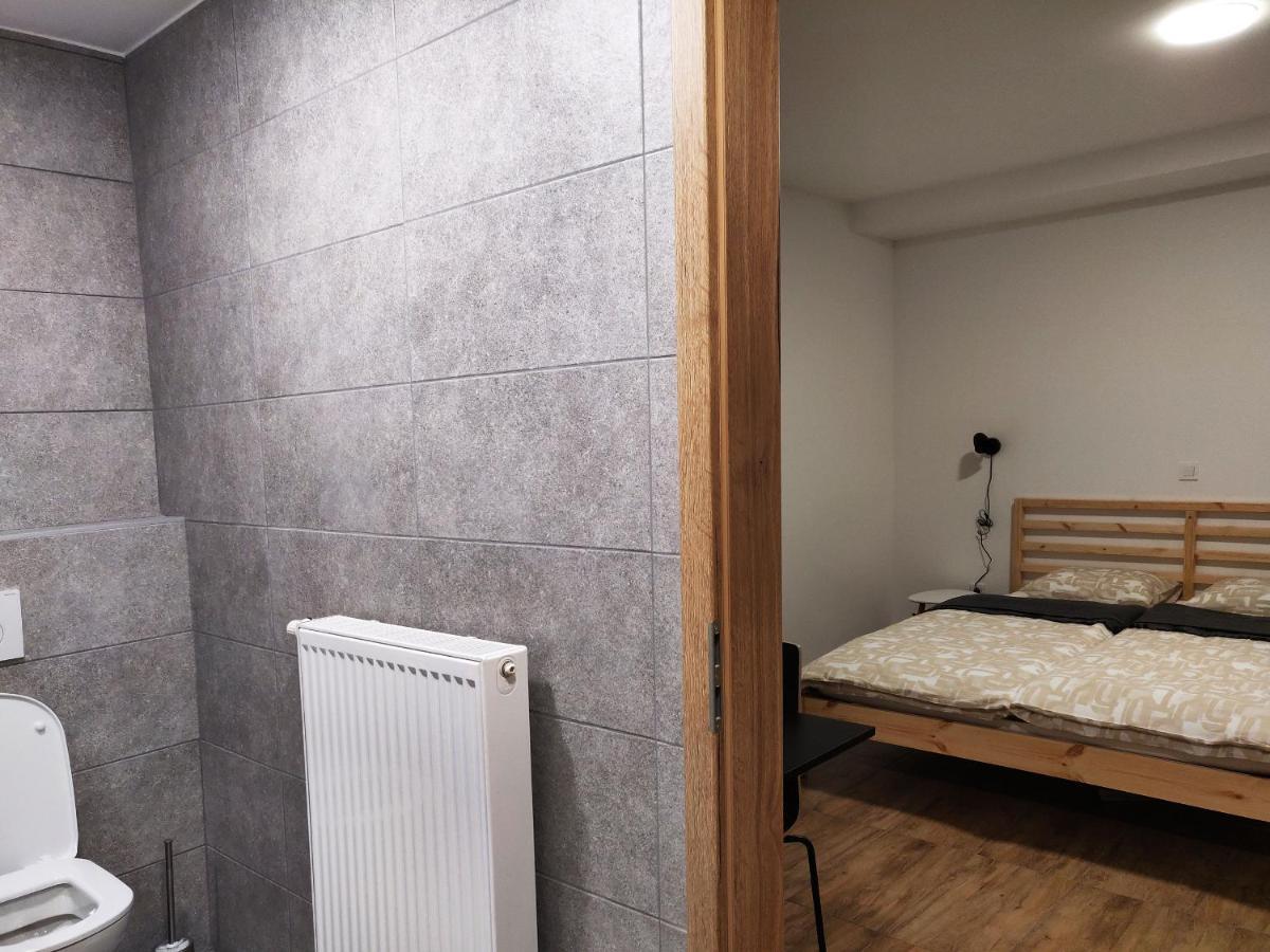 Pubyland Rooms & Apartments Rogatec Экстерьер фото